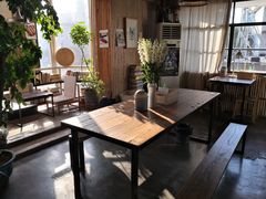 露天位-仙峰天然面包(迎宾路店)