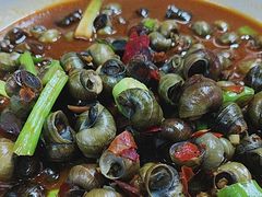 -芦茨金富饭庄·25年老字号·专做稻草鸡