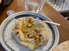 鹰嘴豆泥伴蒜和希腊芝麻酱-FISH&POTATO Cō(地中海美食 万象城店)