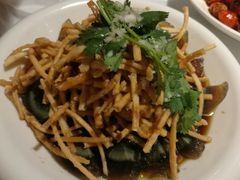 散子拌皮蛋-可可大虾武汉土菜大排档(万松园1店)