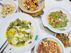 -绿草地·湘菜(7mall店)