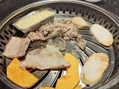 -木槿花韩式炭烤·熟成肉工坊(孙文东路店)