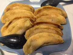 -老新隆牛肉锅贴(新街口店)