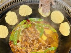 -哈尔滨烧烤·山河村铁锅炖(交大店)