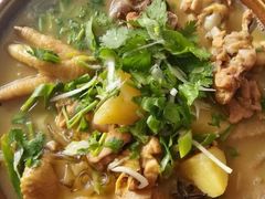 -华龙特色大骨鸡农家菜馆