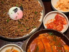 -Fuzzy Bistro 浮几韩餐·茶酒馆