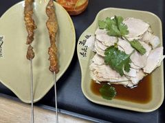 -亮亮面馆(经六路店)