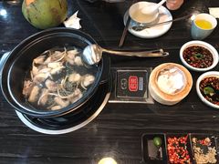 -东椰·海南椰子鸡火锅(朝阳门店)