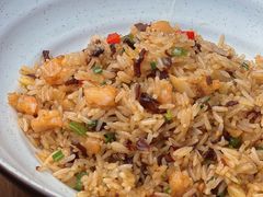 -MONICH牛排融合餐厅(和义大道购物中心店)