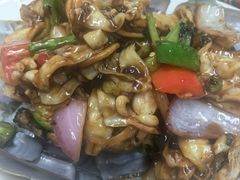 -大富蚝乌东哥饭店·石锅鱼杂·柠檬鸭(革新路店)