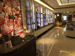 -上海半岛酒店·半岛精品店