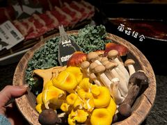 -三出山火锅(南京万象天地店)