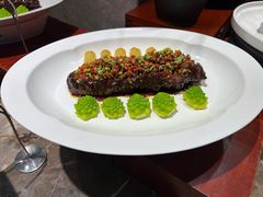 -浦東饭店(育才街怀特国际商城店)