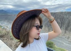 -BULB STUDIO 巴柏明星发型工作室