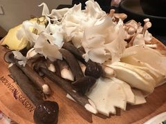 -芸鲜季·云南野生菌餐厅· 云南风物味研社(闵行店)