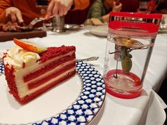 红丝绒蛋糕-哈拉硕俄式西餐