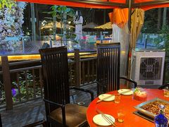 -二荆条·蜀鲜汇城市森林火锅