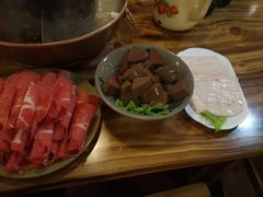 -东镇老火锅(长春路首店)