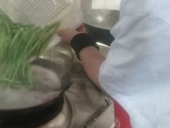 -老鼎万春卤菜(五代传承创始老店)