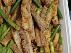 -齐市马佳地摊烤肉