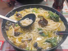 -肥汁米蘭香港米线(宁波路总店)