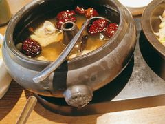 -云海肴·汽锅鸡·云南菜(天山百盛优客店)