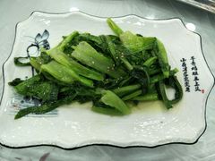 -撒拉人家.酸菜牦牛肉火锅