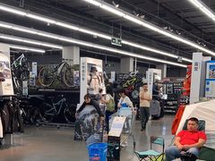 -迪卡侬(越秀公园店)