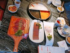 -热火朝天鲜切牛肉火锅(南强街巷店)