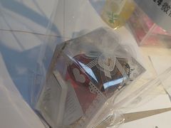 -郑在DIY·潮玩银饰绘画手作(中央大道旗舰店)