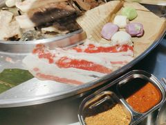 -哈哈碳都·牛肋条无限自助烤肉(宝龙店)