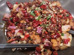 -有红鸡毛店·川菜(建设路店)