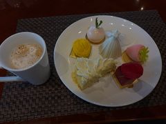 -武汉世茂希尔顿酒店·汇·全日餐厅
