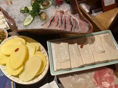 -舒家大院重庆老火锅(纪念塔店)