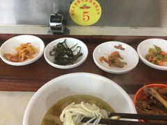 -乡党臊子面(丰庆公园店)