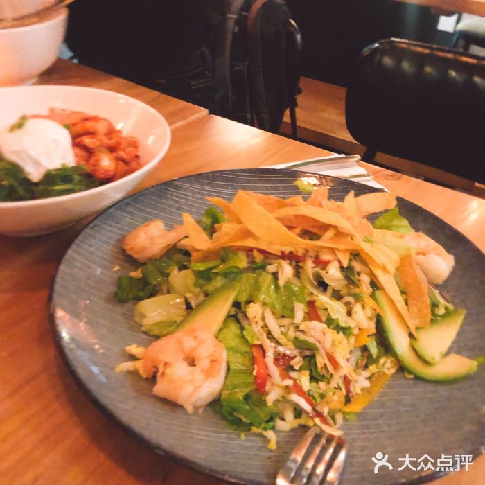 Moka Bros 摩卡站(西单大悦城店)鲜虾牛油果沙拉图片