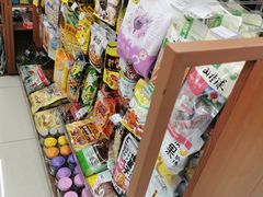 -全家便利店(桂平路店)