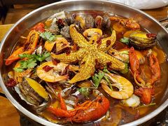 -老东镇啤酒屋海鲜加工·蒸汽海鲜·海鲜烧烤(台东店)