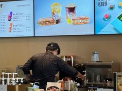 -星巴克臻选(华堂·新辰汇店)