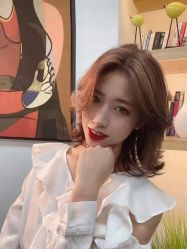 -首脑美发沙龙