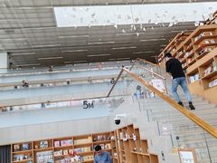 -朵云书院(滴水湖店)