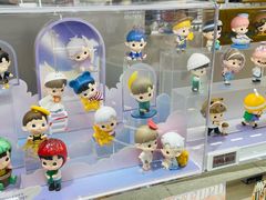 -泡泡玛特POPMART(侨福芳草地店)