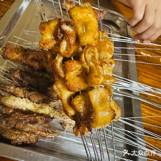 雷子烧烤(宜昌路店)