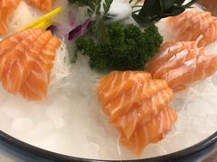 -青瓦餐厅·生鱼片·韩园烤肉(西塔店)