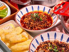 -黄记煌三汁焖锅(新佳丽江汉路店)