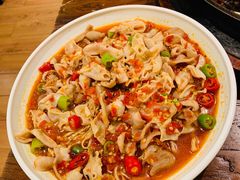泡椒鱼杂手擀面-老板恋上鱼(荣盛广场店)