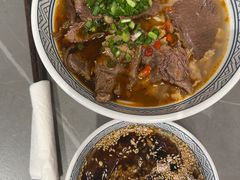 -粉吖吖·邵阳米粉(体育西路店)