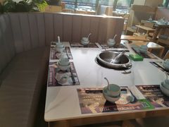 -马家斑.鲜鱼火锅(松湖万科店)