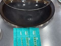 -屯老二农家铁锅炖·行业领军者(梅江店)