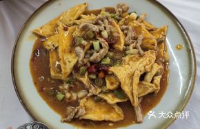 Home-style Tofu and Pork Noodles